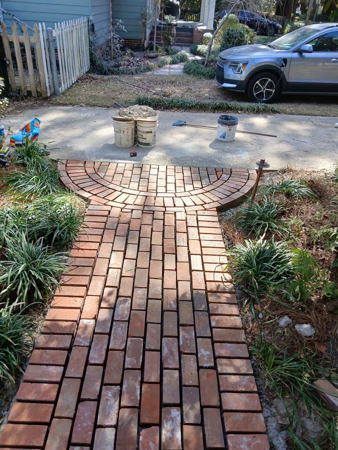 Walkway approach with second fan landing